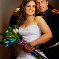 Foto novios con bouquet