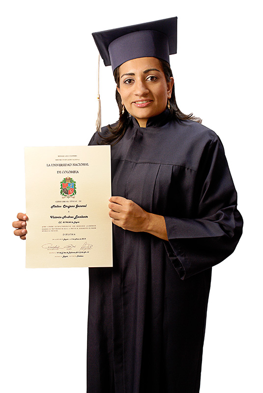 Graduando con diploma