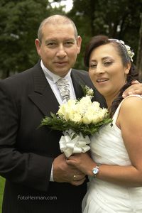 Fot novios con bouquet