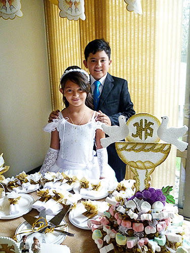 Niños en fiesta primera comunión